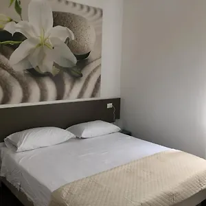  Guest house Affittacamere Mare Fuori Italy
